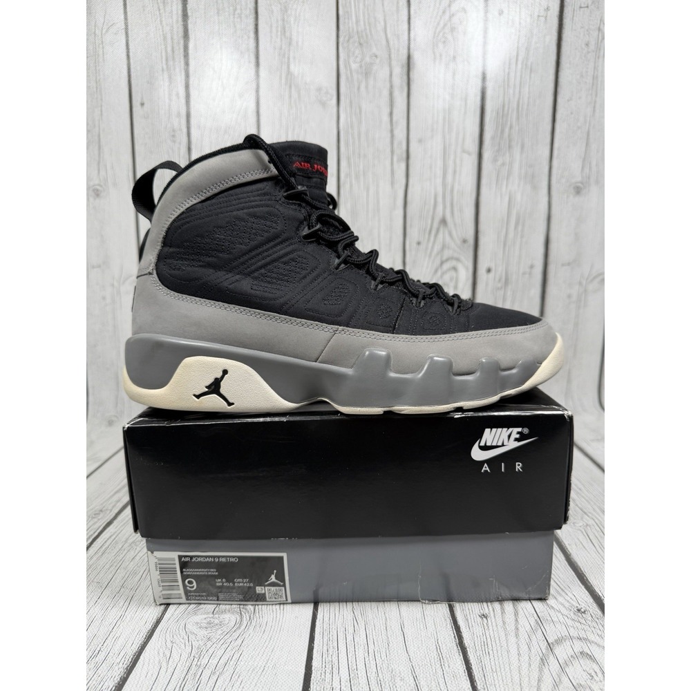 Size 9 - Jordan 9 Retro Particle Gray 2022
